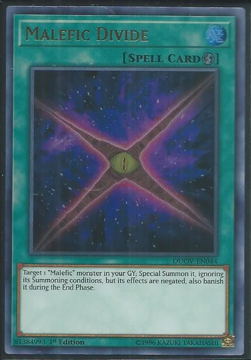 DUOV-EN044 Malefic Divide - Ultra Rare